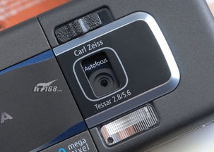 諾基亞6220 500萬(wàn)卡爾蔡司鏡頭與GPS的經(jīng)典融合